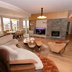 Apartamento Luxury Penthouse Near Air Albania Tirana