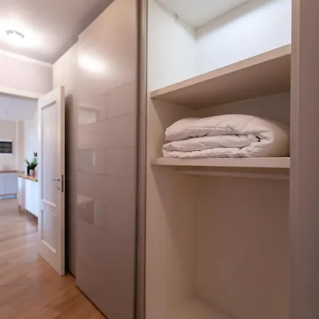 Апартаменты Luxury Penthouse Near Air Albania Тирана