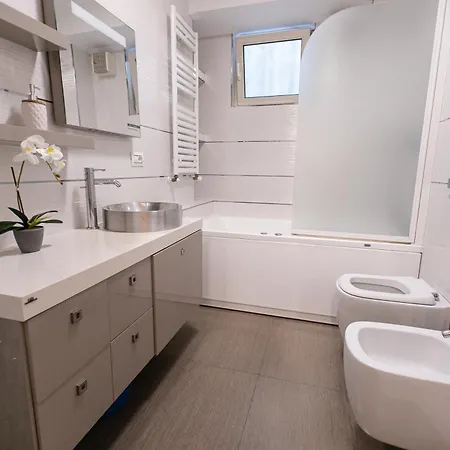 Luxury Penthouse Near Air Albania Апартаменты Тирана