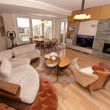 Luxury Penthouse Near Air Albania تيرانا