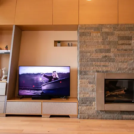 公寓 Luxury Penthouse Near Air Albania