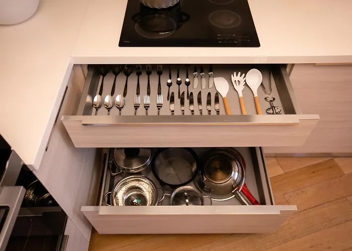 公寓 Luxury Penthouse Near Air Albania 地拉那