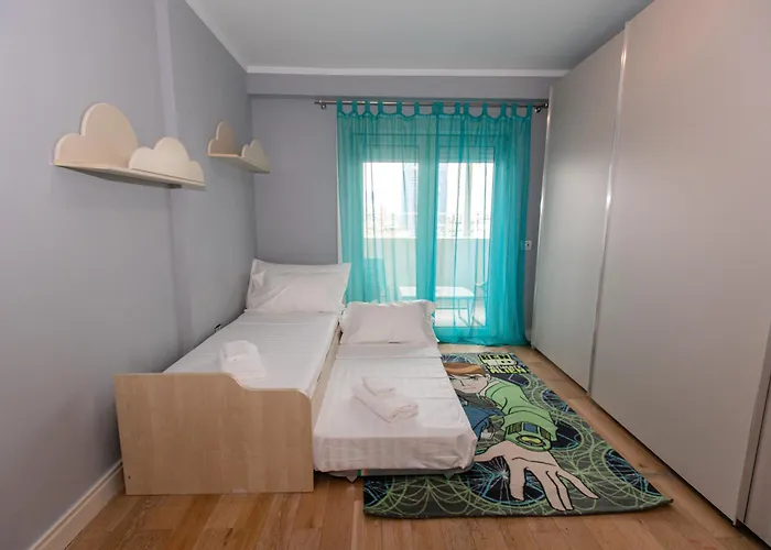 Lägenhet Luxury Penthouse Near Air Albania